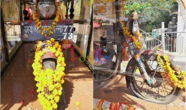 भारत के इस मंदिर में होती है मोटरसाइकिल बुलेट पूजा, होती है लोगों की हर मनोकामना