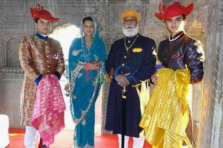 400 कमरों के महल में रह रहे राजा, उनकी पत्नी ने दुनिया की 50 सबसे खूबसूरत महिलाओं में जगह बनाई है