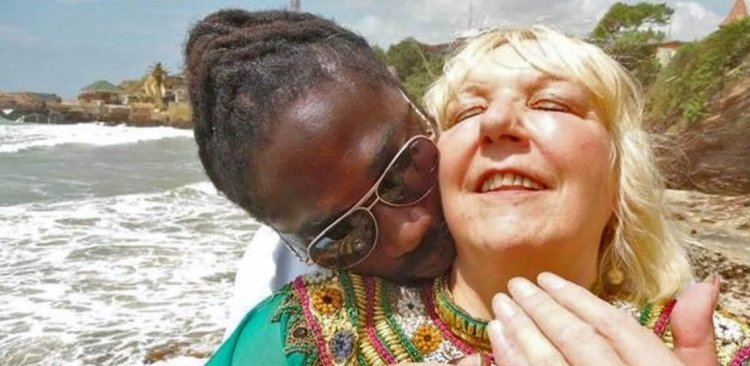 68 वर्षीय महिला ने की 30 वर्षीय लड़के से शादी फिर जो हुआ वो जान क हैरान हो जाओगे